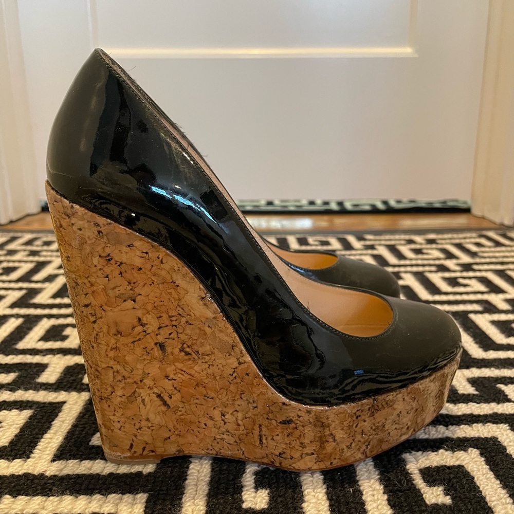 Christian Louboutin black patent wedges with cork heel size 37